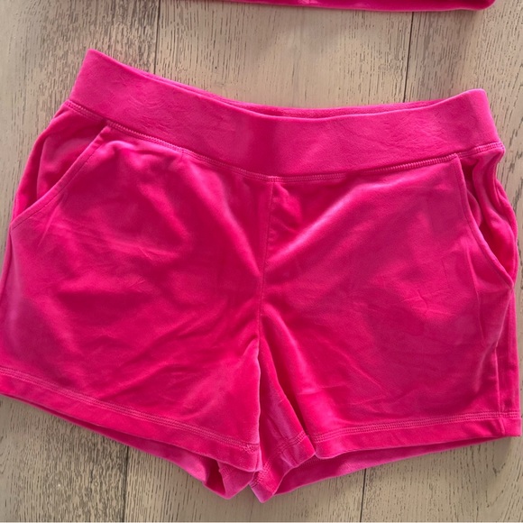 Juicy Couture Pink Velour Jacket & Shorts tracksuit Set with Rhinestones - Picture 9 of 16